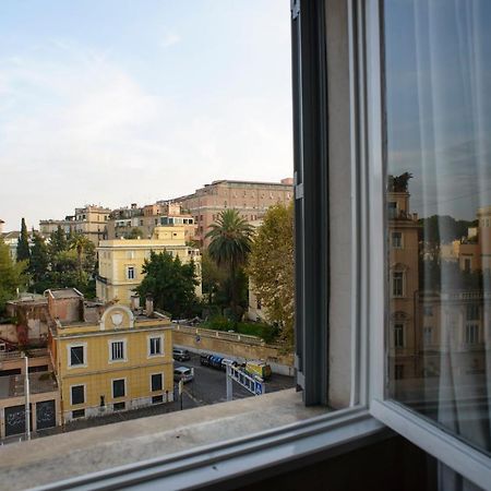 Апартаменты Amici Di Roma Экстерьер фото